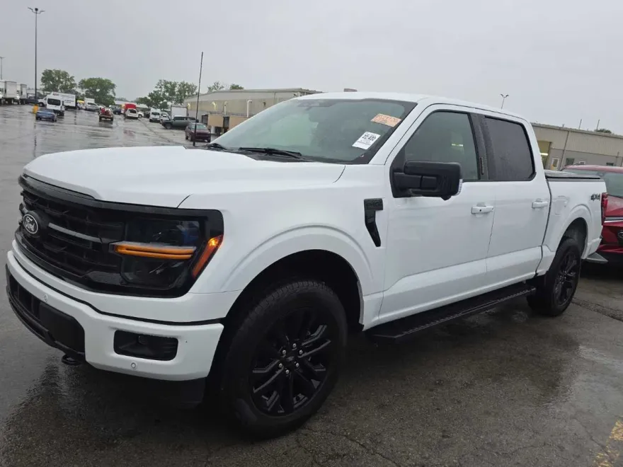 2024 Ford F-150 XLT photo 1