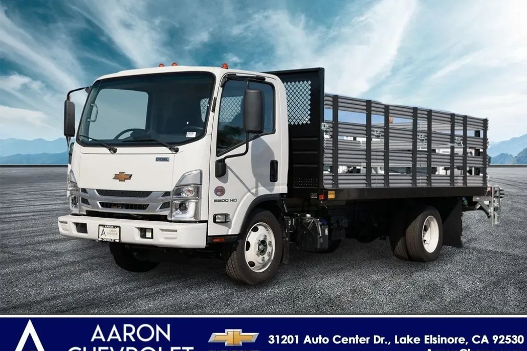 2024 Chevrolet Silverado 5500HD photo 1
