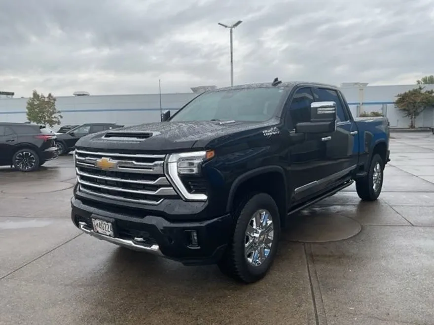 2024 Chevrolet Silverado 2500HD High Country photo 1