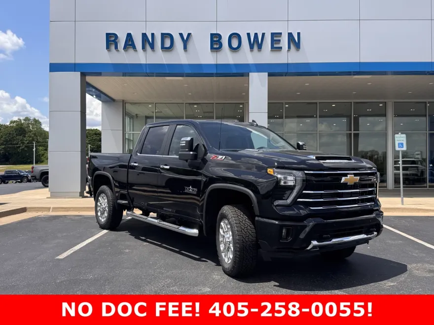 2025 Chevrolet Silverado 2500HD LT photo 1