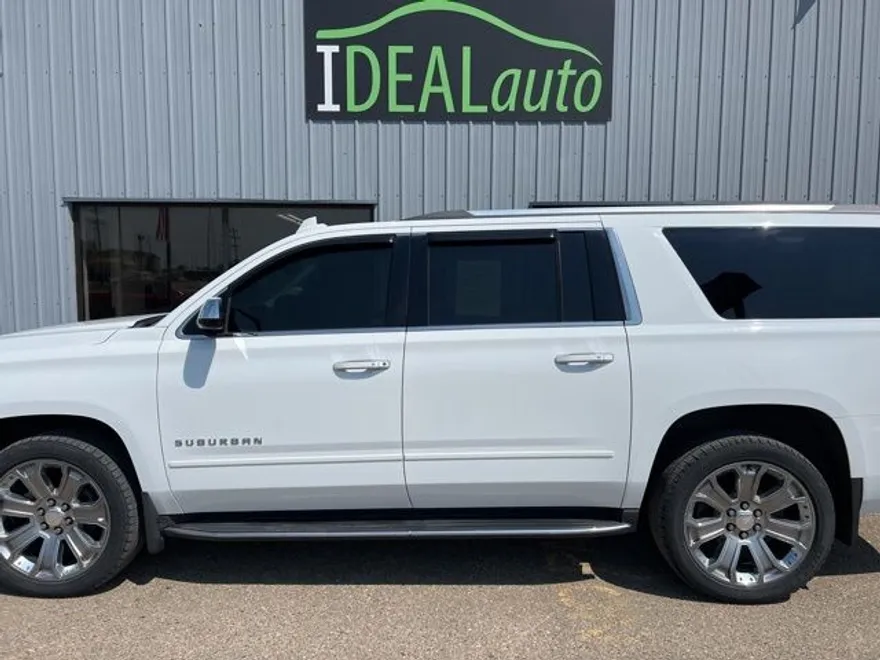2018 Chevrolet Suburban Premier photo 1