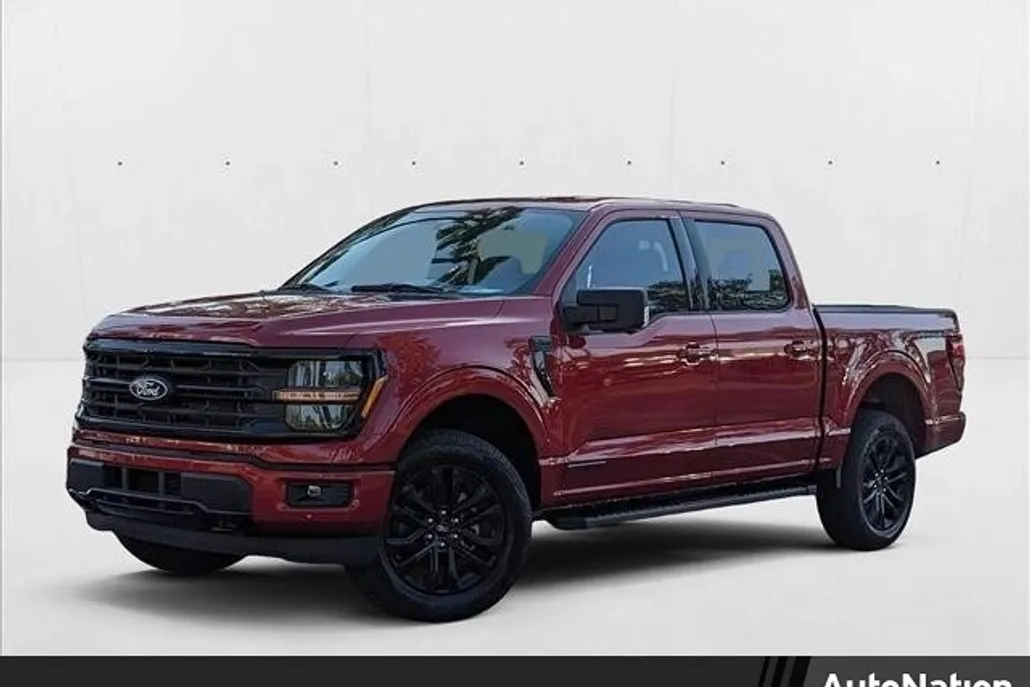 2025 Ford F-150 XLT photo 1