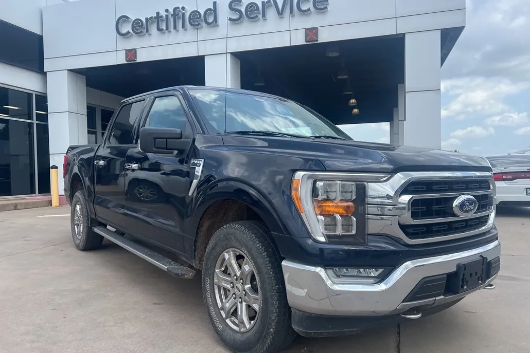 2021 Ford F-150 XLT photo 1