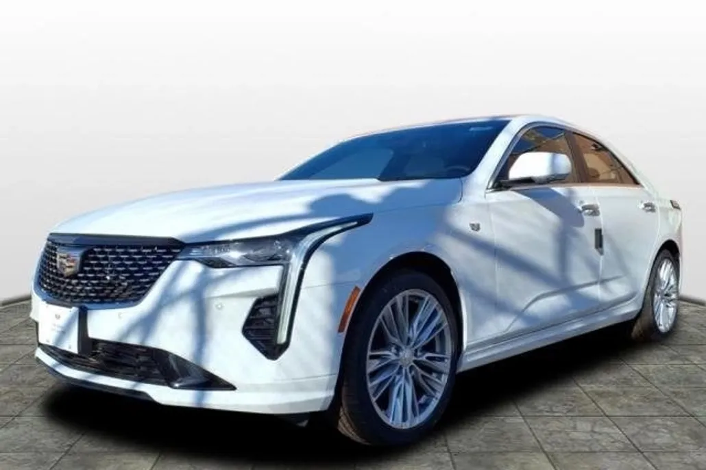 2025 Cadillac CT4 Premium Luxury photo 1