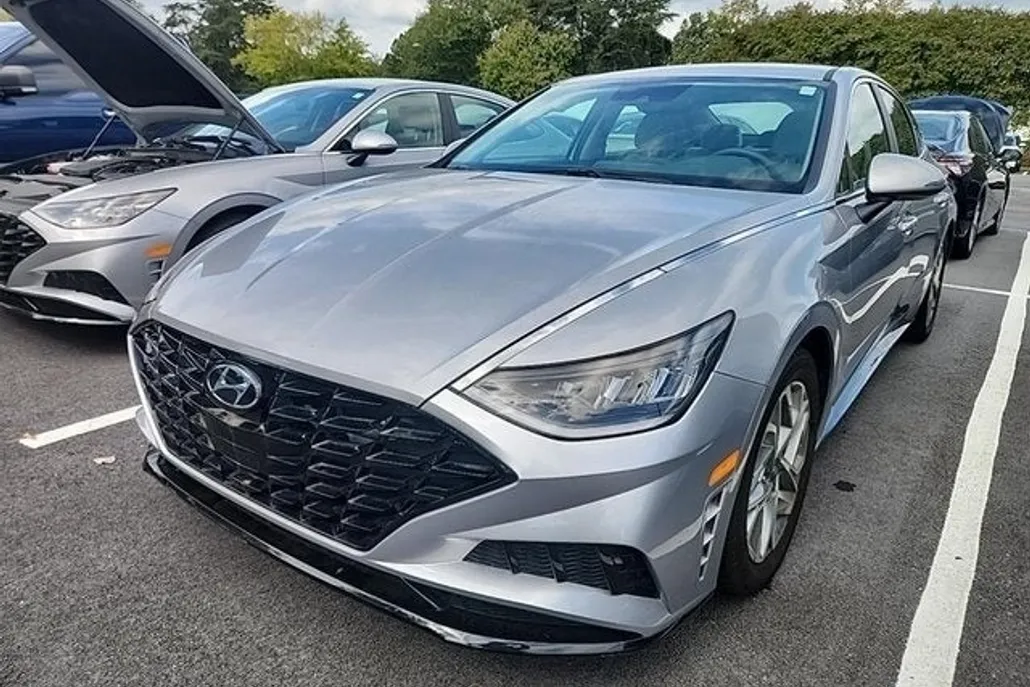 2023 Hyundai Sonata SEL photo 1
