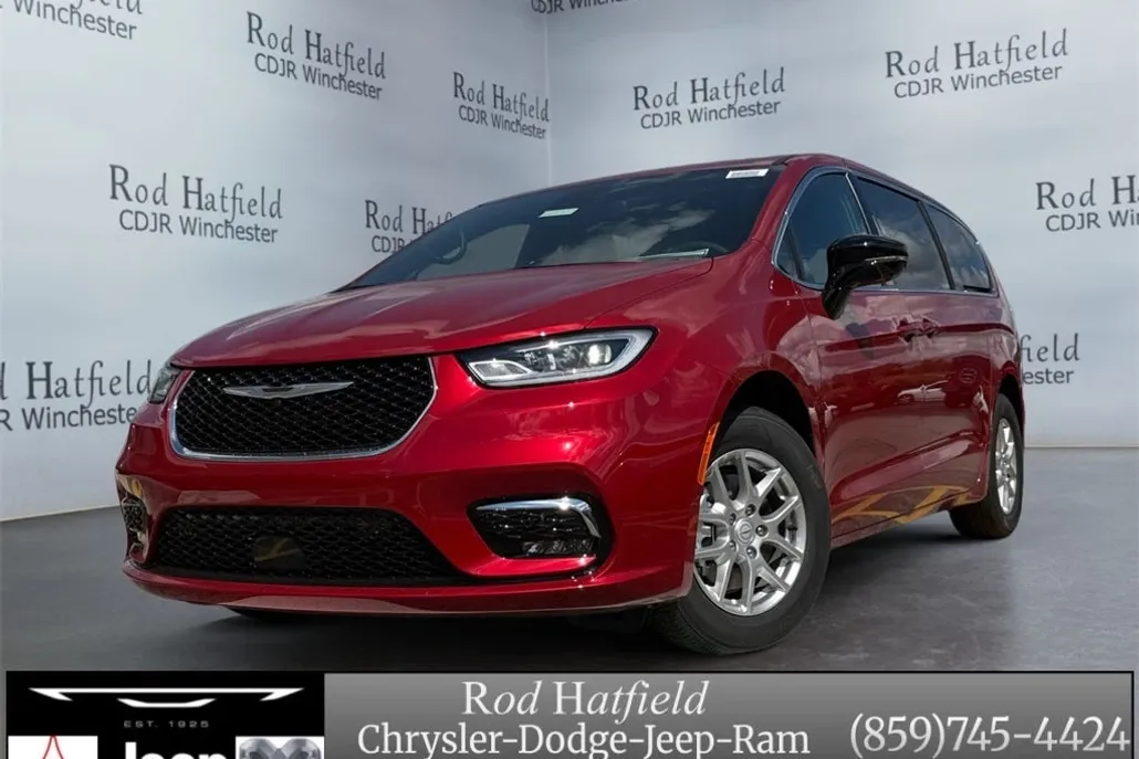 2026 Chrysler Pacifica photo 1