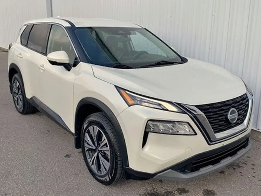 2021 Nissan Rogue SV photo 1