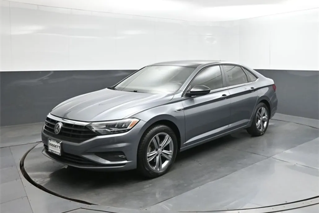 2019 Volkswagen Jetta R-Line photo 1