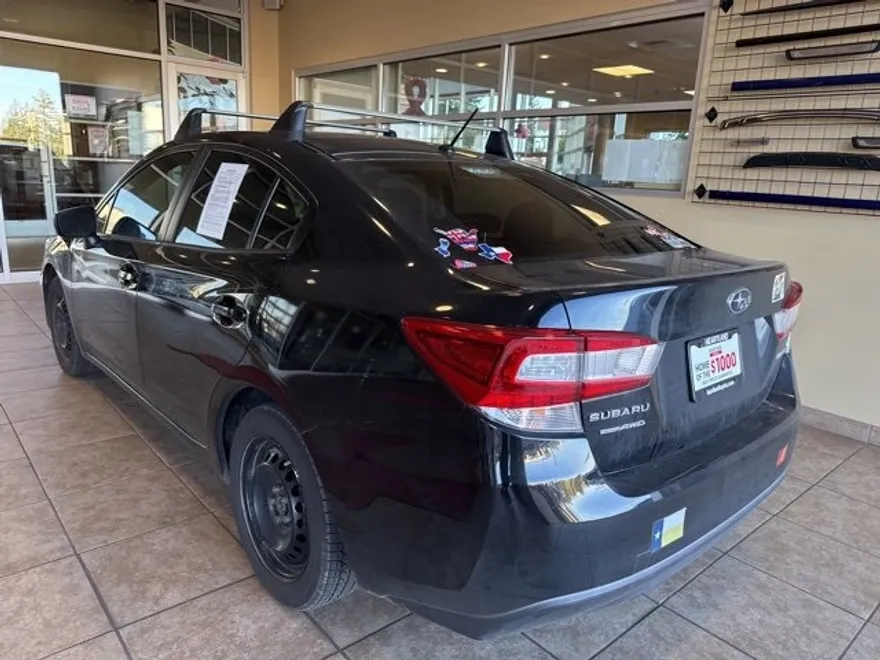 2018 Subaru Impreza 2.0i photo 1