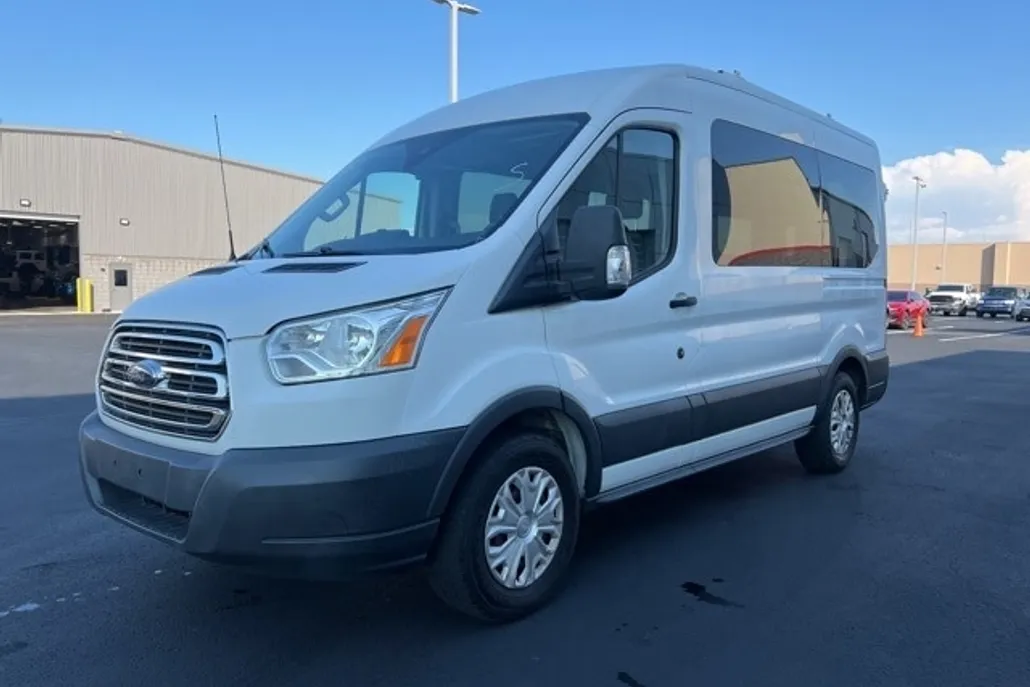 2018 Ford Transit photo 1