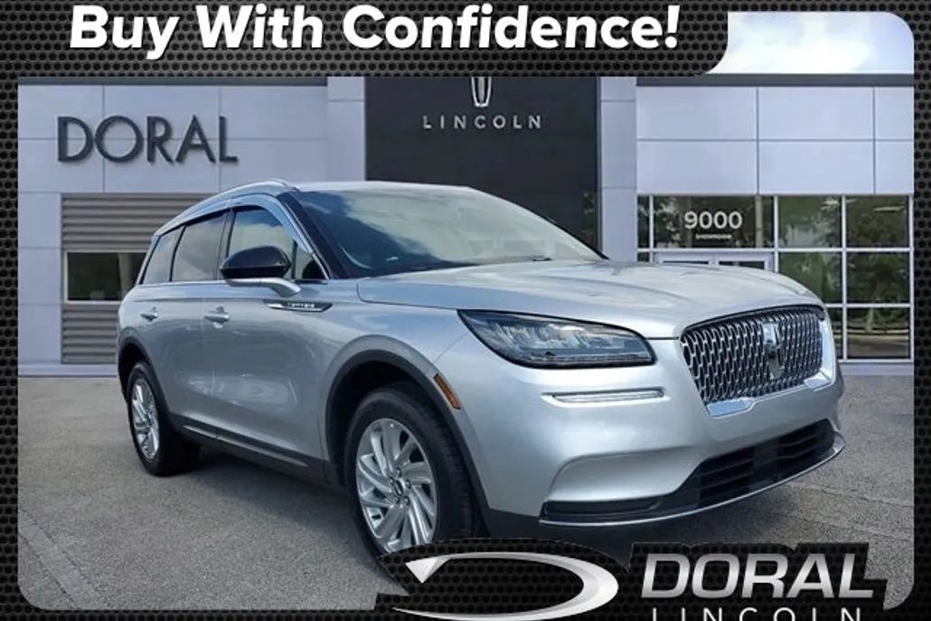 2020 Lincoln Corsair Standard photo 1