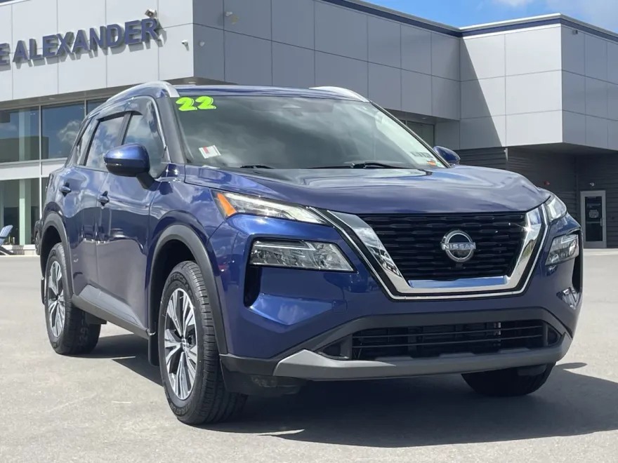 2022 Nissan Rogue AWD SV photo 1