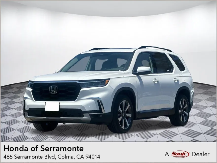 2025 Honda Pilot Touring photo 1