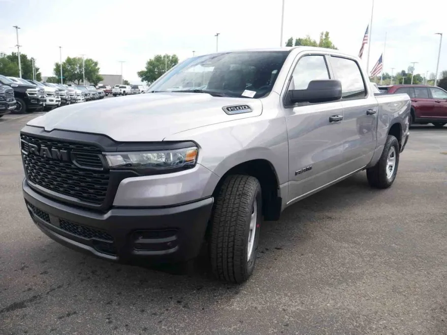 2025 Ram 1500 Tradesman photo 1