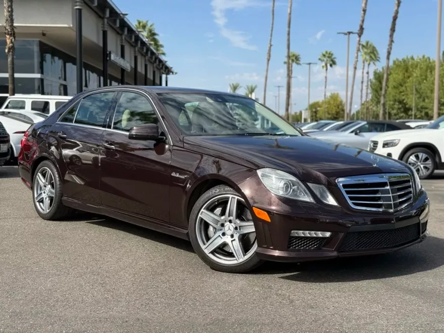 2010 Mercedes Benz E 63 AMG photo 1