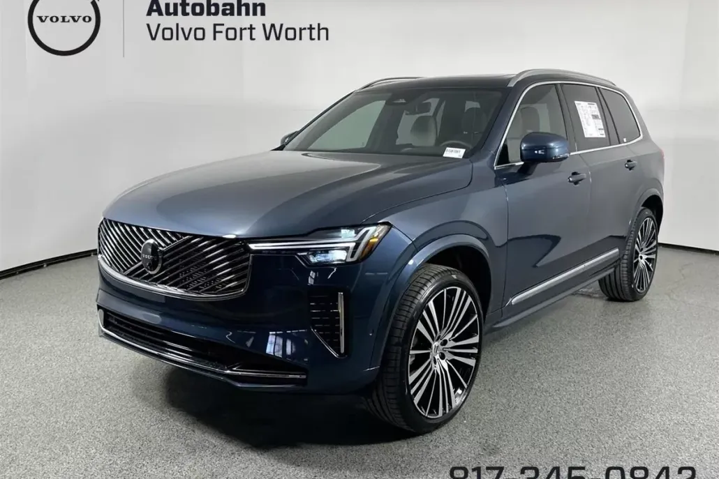2025 Volvo XC90 Plus photo 1