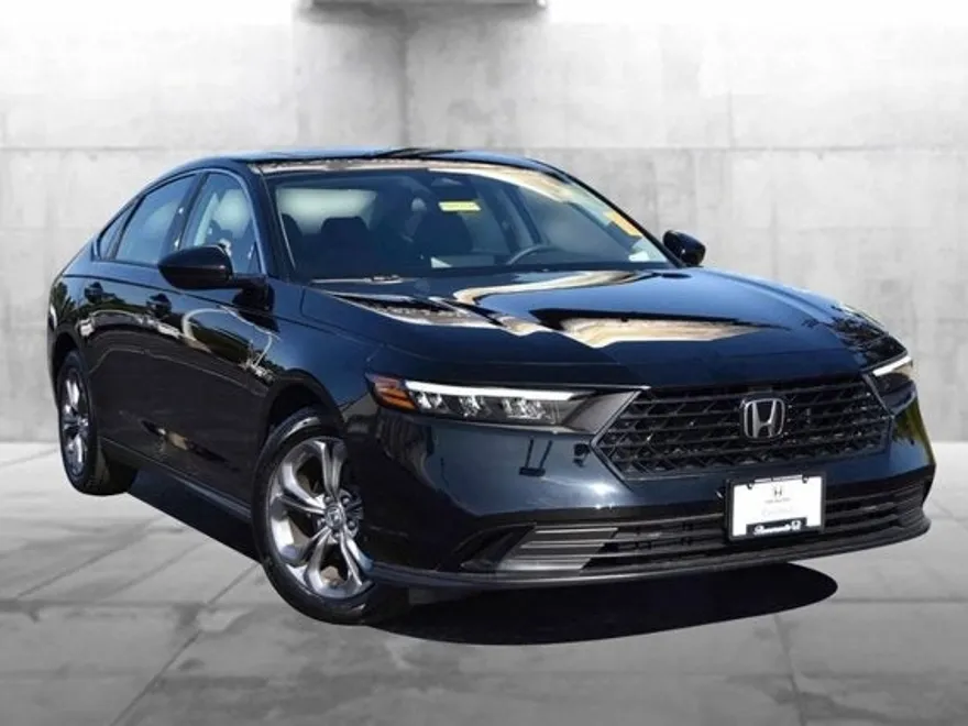 2024 Honda Accord 1.5T EX photo 1