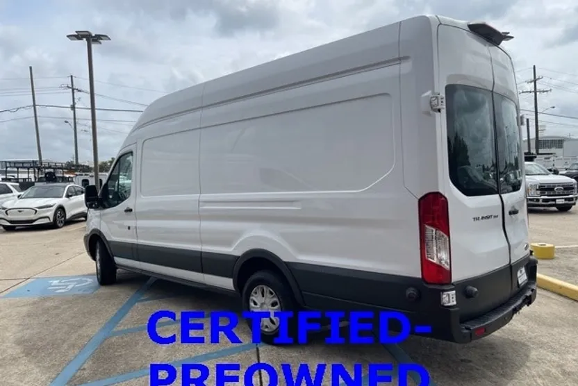 2018 Ford Transit photo 1
