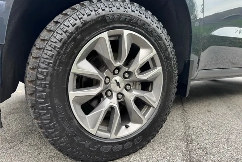 2019 Chevrolet Silverado 1500 RST photo 1