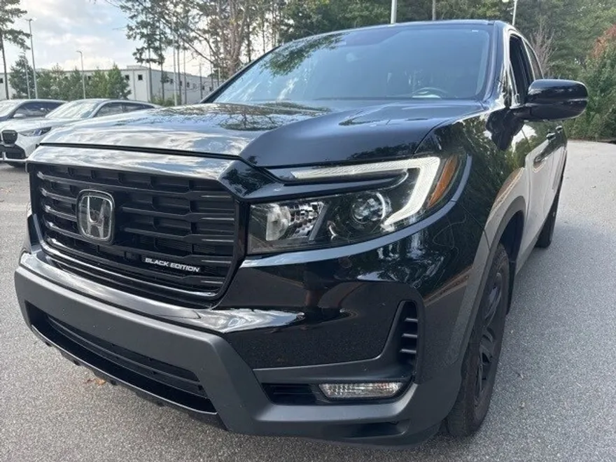 2023 Honda Ridgeline Black Edition photo 1