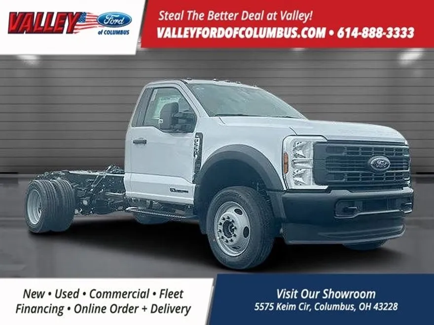 2025 Ford F-550 photo 1