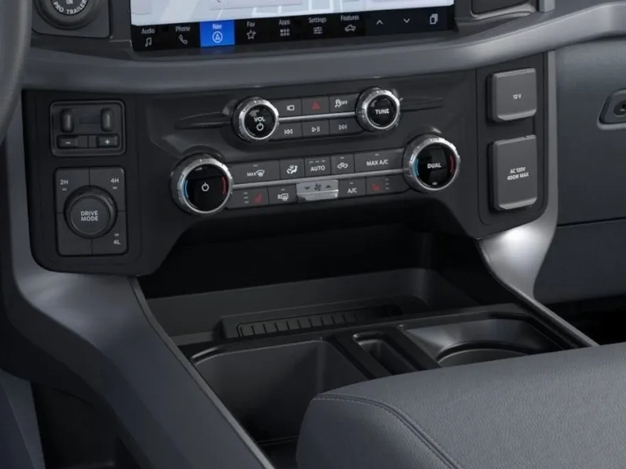 2025 Ford F-150 XLT photo 14