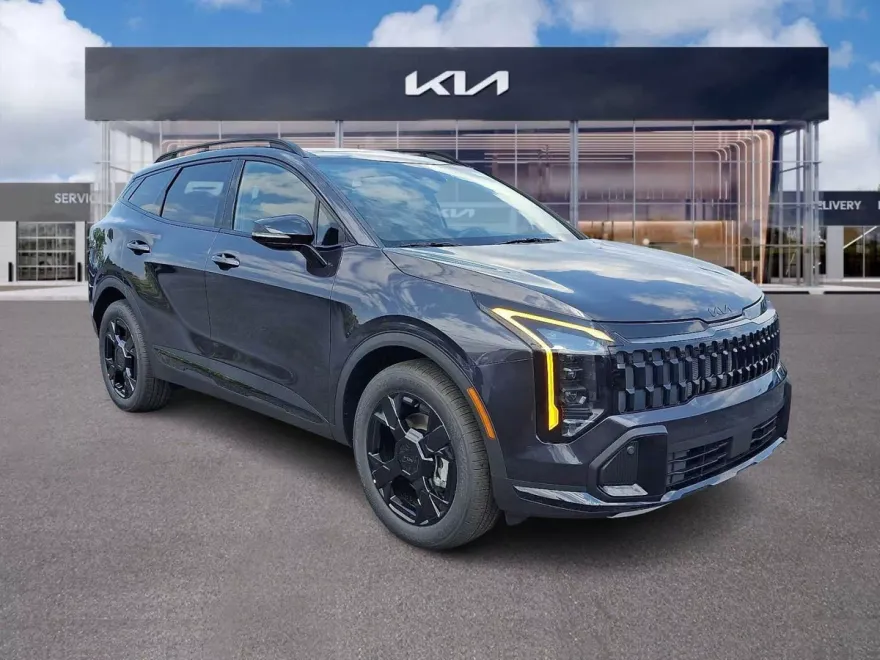 2026 Kia Sportage X-Line photo 1