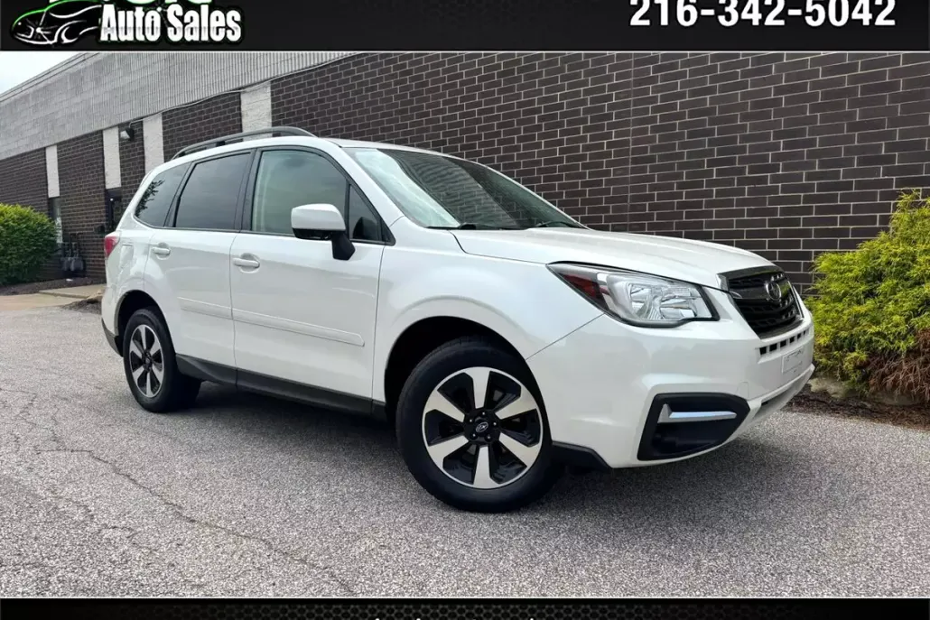 2018 Subaru Forester 2.5i Premium photo 1