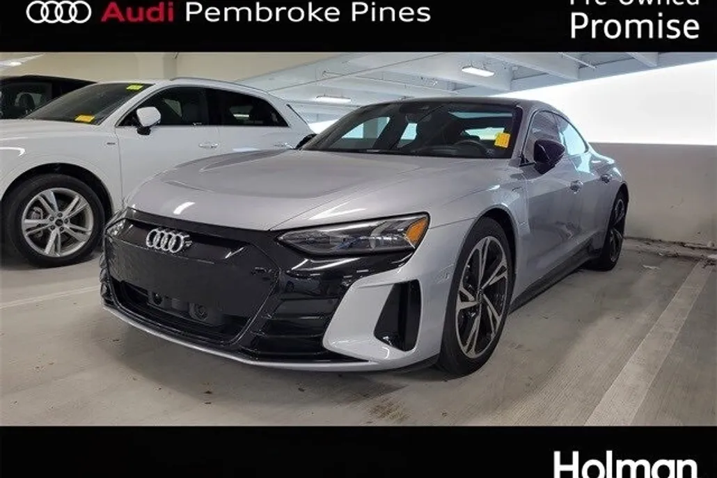 2022 Audi e-tron GT Prestige photo 1