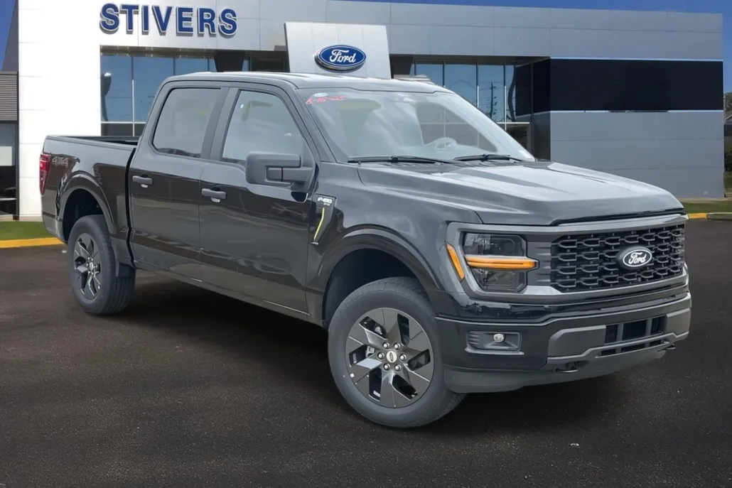 2025 Ford F-150 STX photo 1