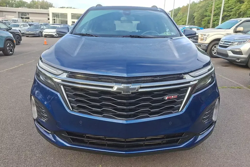 2022 Chevrolet Equinox RS photo 1
