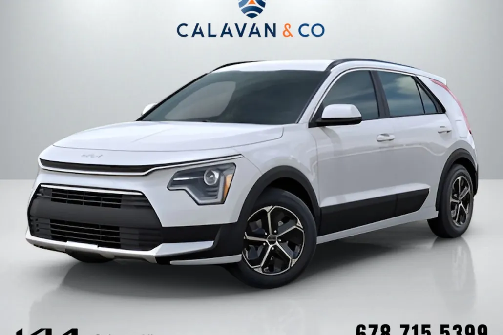 2025 Kia Niro LX photo 1