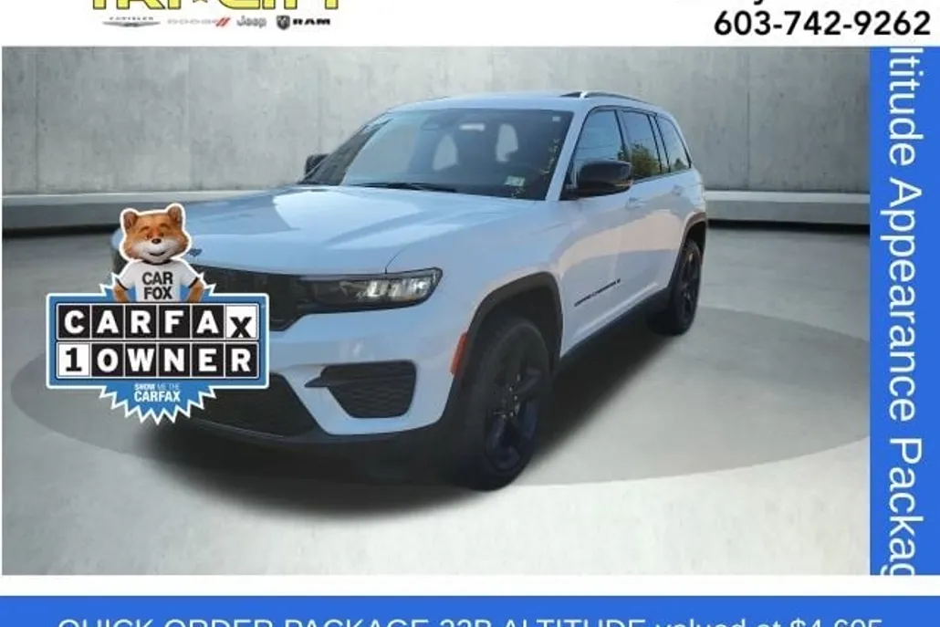 2023 Jeep Grand Cherokee Altitude photo 1