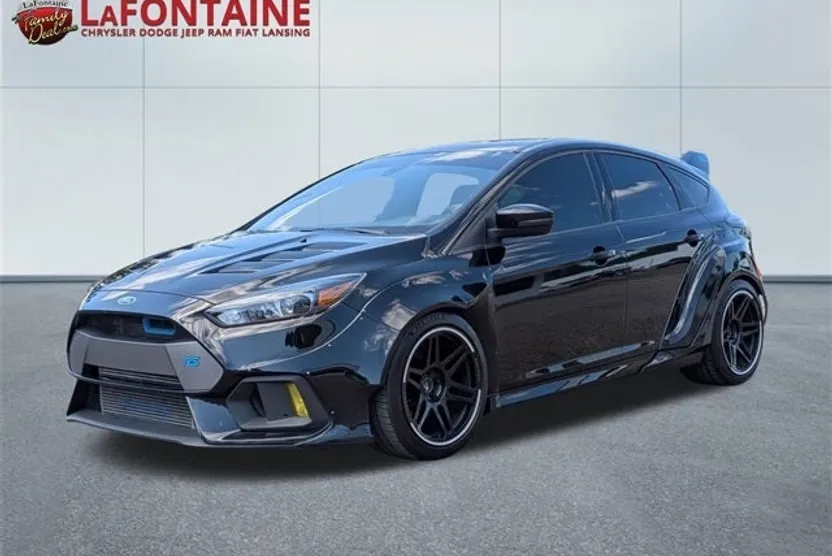 2016 Ford Focus RS photo 1