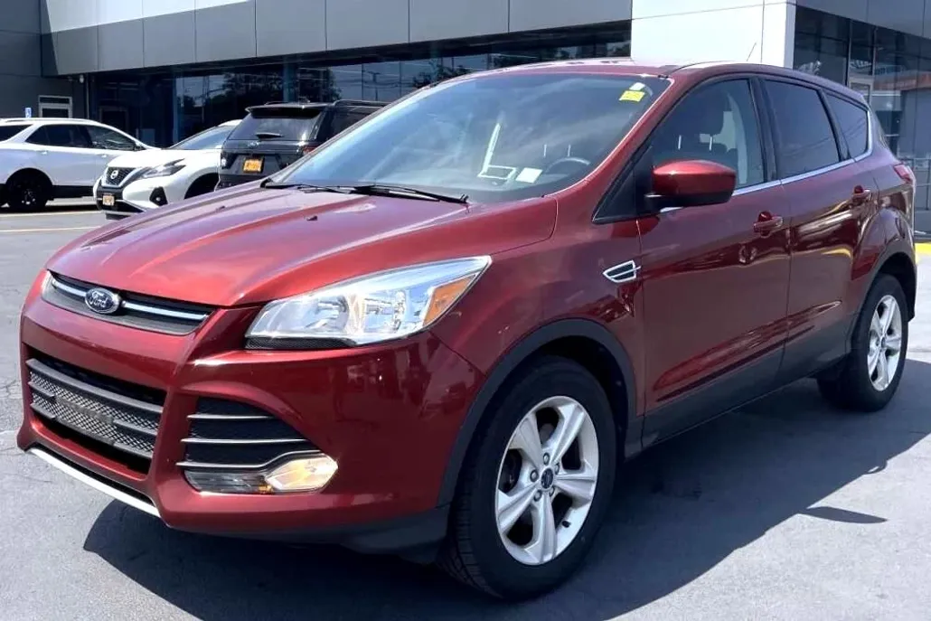 2014 Ford Escape SE photo 1