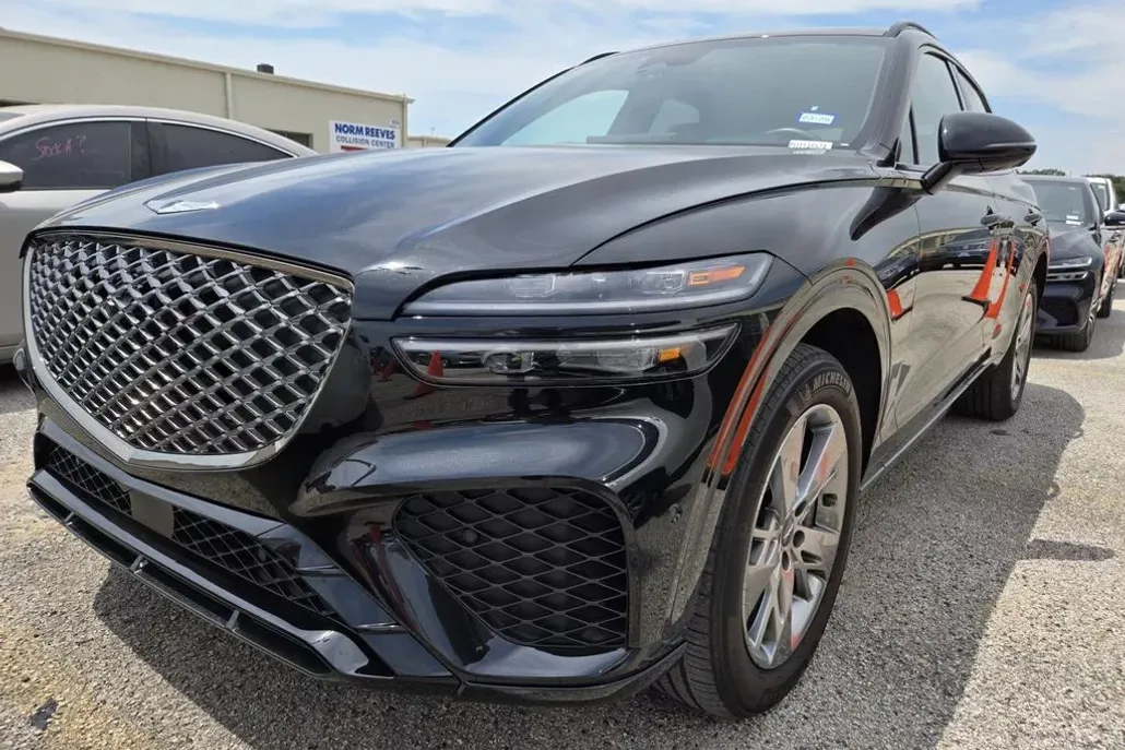 2023 Genesis GV70 3.5T Sport photo 1
