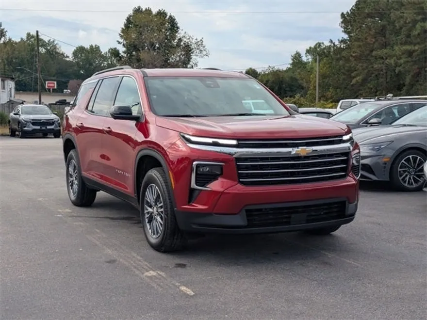 2026 Chevrolet Traverse photo 1