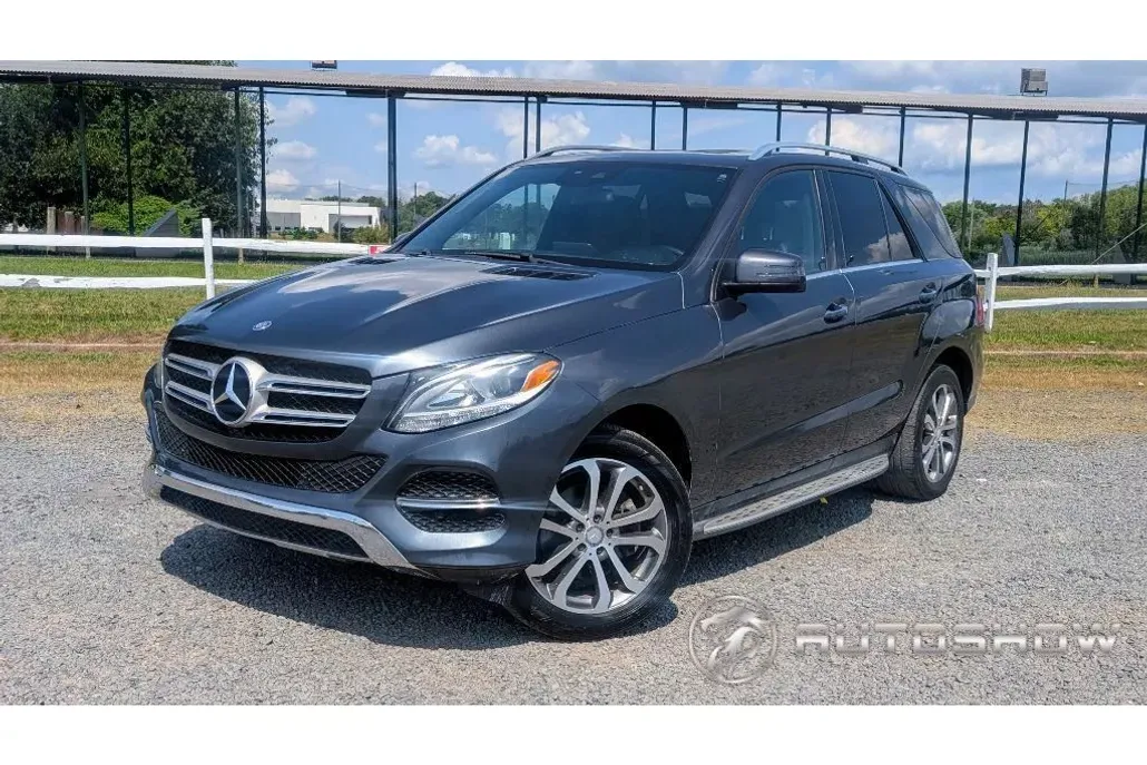 2016 Mercedes Benz GLE 4MATIC 350 photo 1