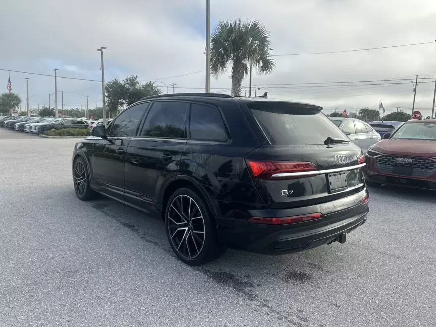 2020 Audi Q7 Prestige 55 photo 1