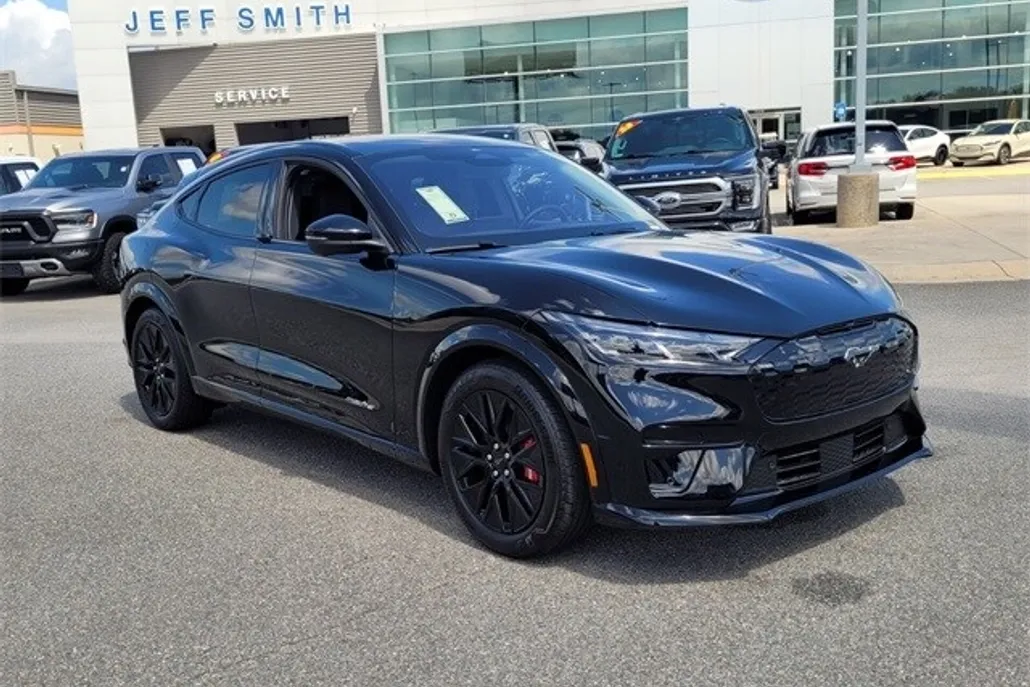2025 Ford Mustang Mach-E Premium photo 1