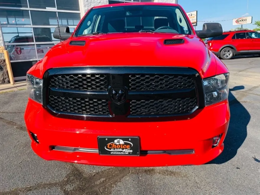 2019 Ram 1500 Classic Tradesman photo 1