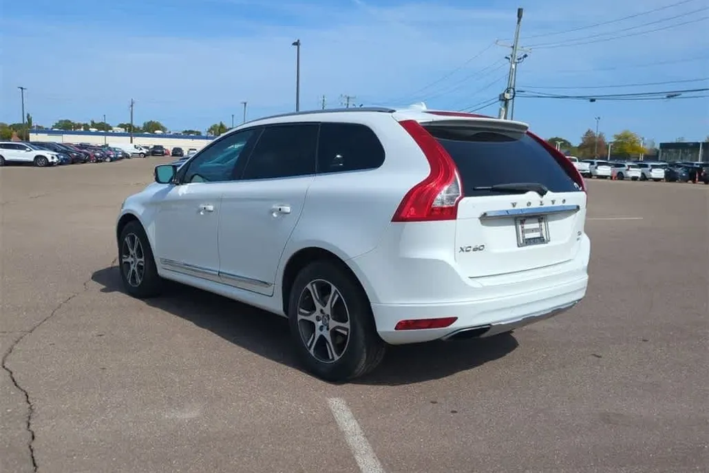 2014 Volvo XC60 T6 photo 1