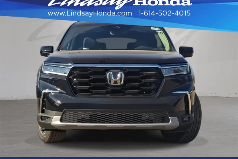 2025 Honda Pilot Touring photo 1