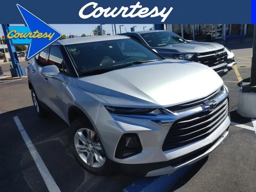 2020 Chevrolet Blazer 2LT photo 1