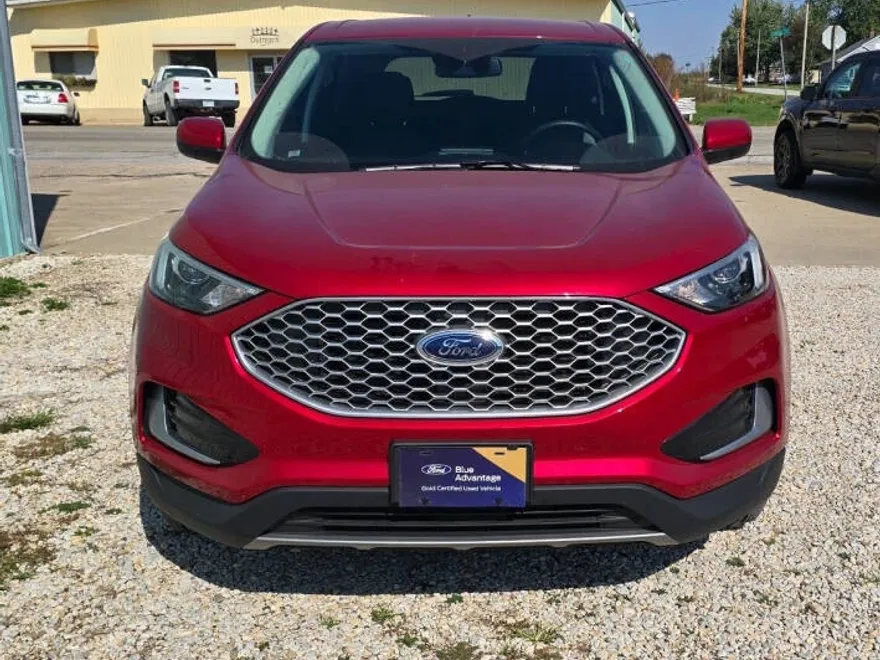 2024 Ford Edge SEL photo 1