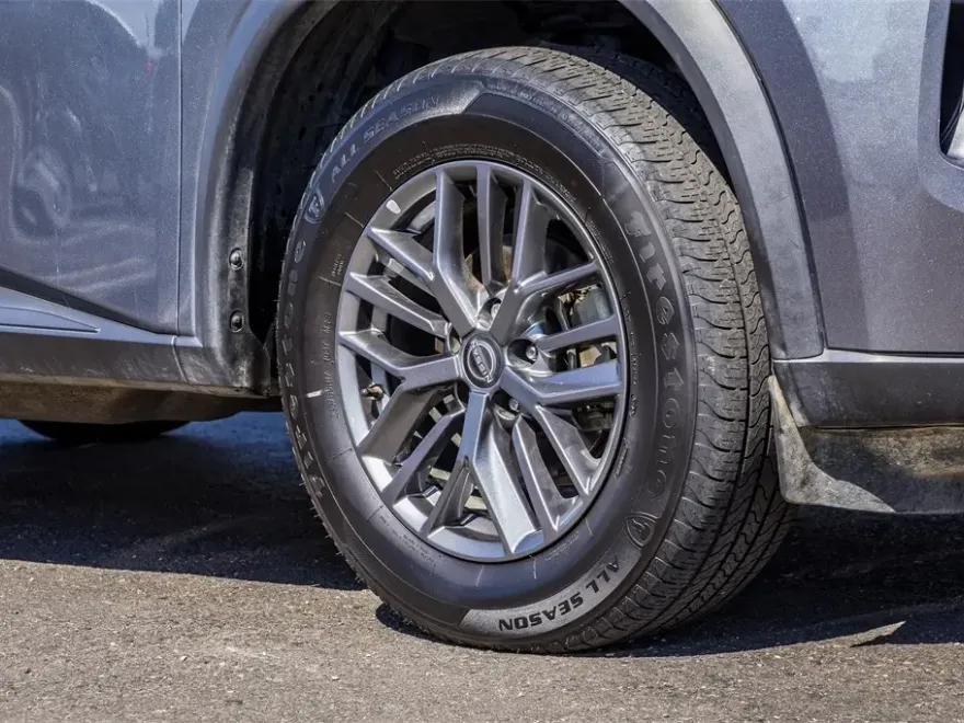 2023 Nissan Rogue S photo 1