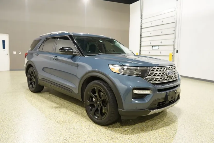 2021 Ford Explorer Limited photo 1