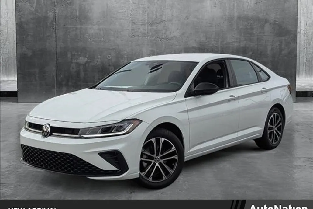 2025 Volkswagen Jetta Sport photo 1