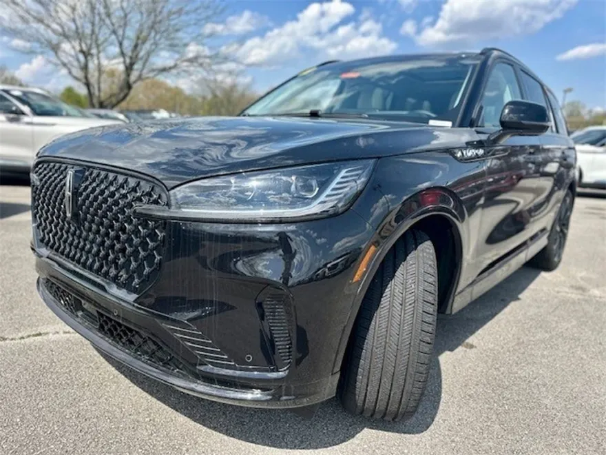 2025 Lincoln Aviator Reserve photo 1