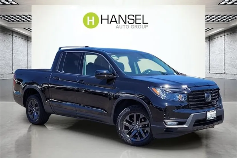 2021 Honda Ridgeline Sport photo 1